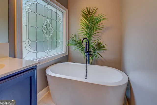 a view of a walk in closet