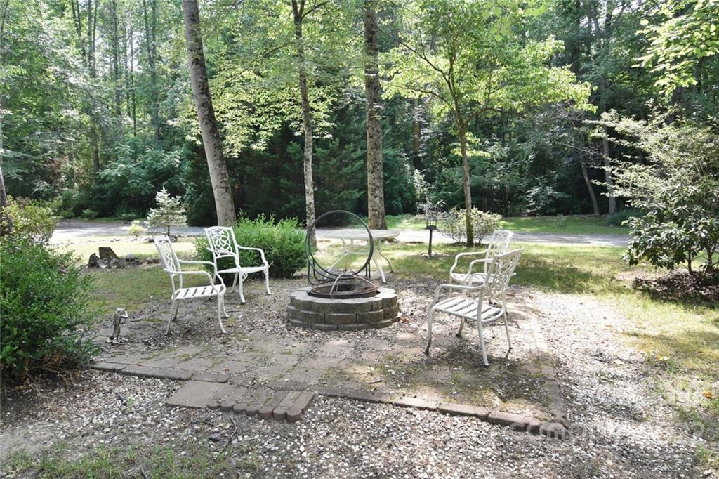 3181 Lindsay Meadows Road Hickory, NC 28601 - Photo 36 of 38 Gallery Image 36