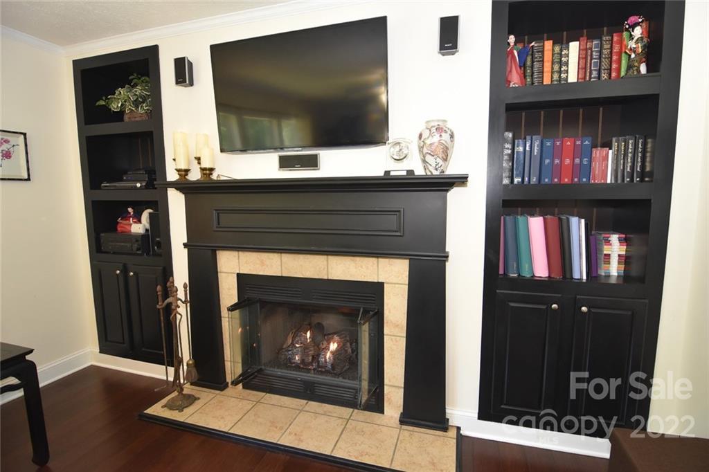 3181 Lindsay Meadows Road Hickory, NC 28601 - Photo 8 of 38 Gallery Image 8