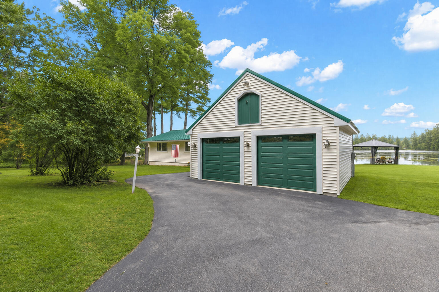 77 Meadow Road Raymond, ME 04071 - Photo 14 of 43 GARAGE