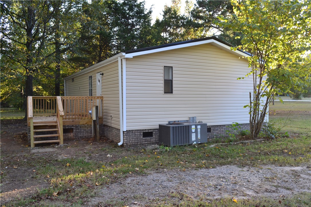 201 Hall Road Iva, SC 29655 - Photo 3 of 16