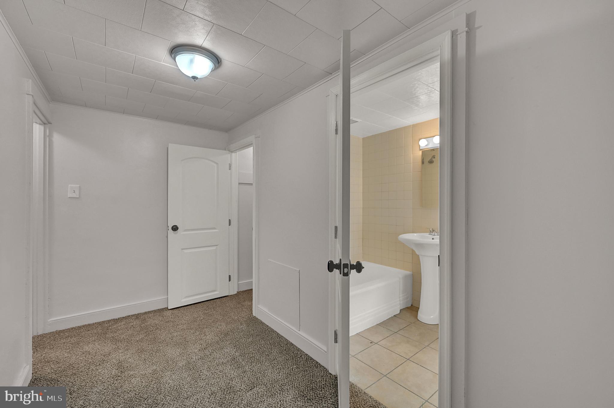 765 Manor Street Lancaster, PA 17603 - Photo 15 of 24