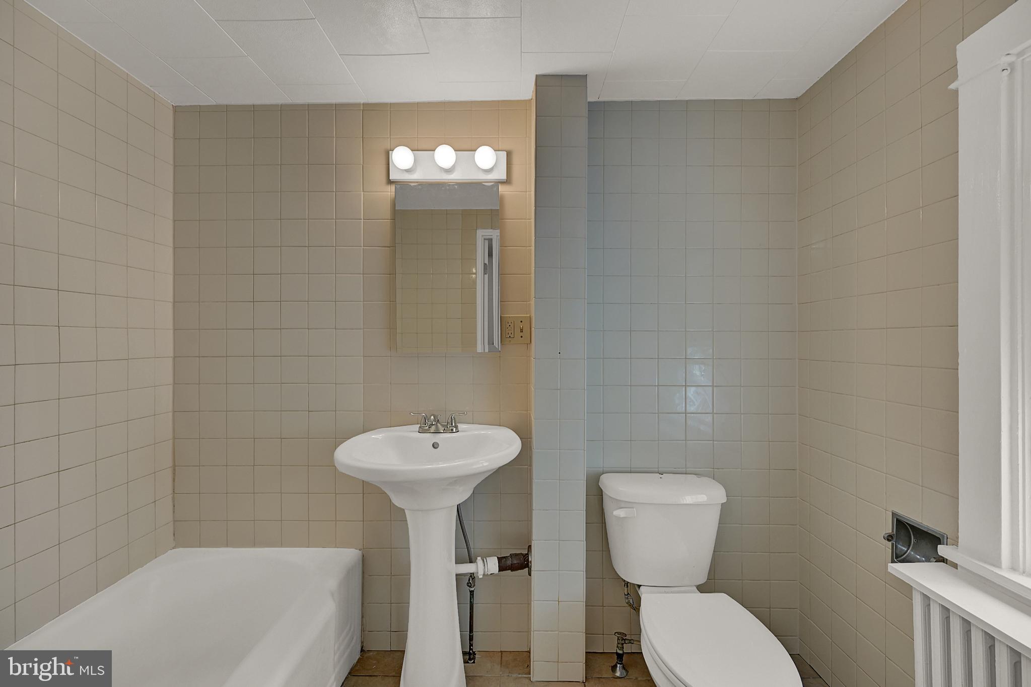 765 Manor Street Lancaster, PA 17603 - Photo 16 of 24