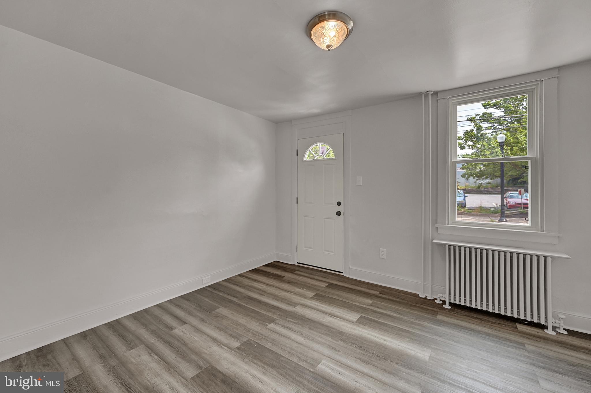 765 Manor Street Lancaster, PA 17603 - Photo 4 of 24