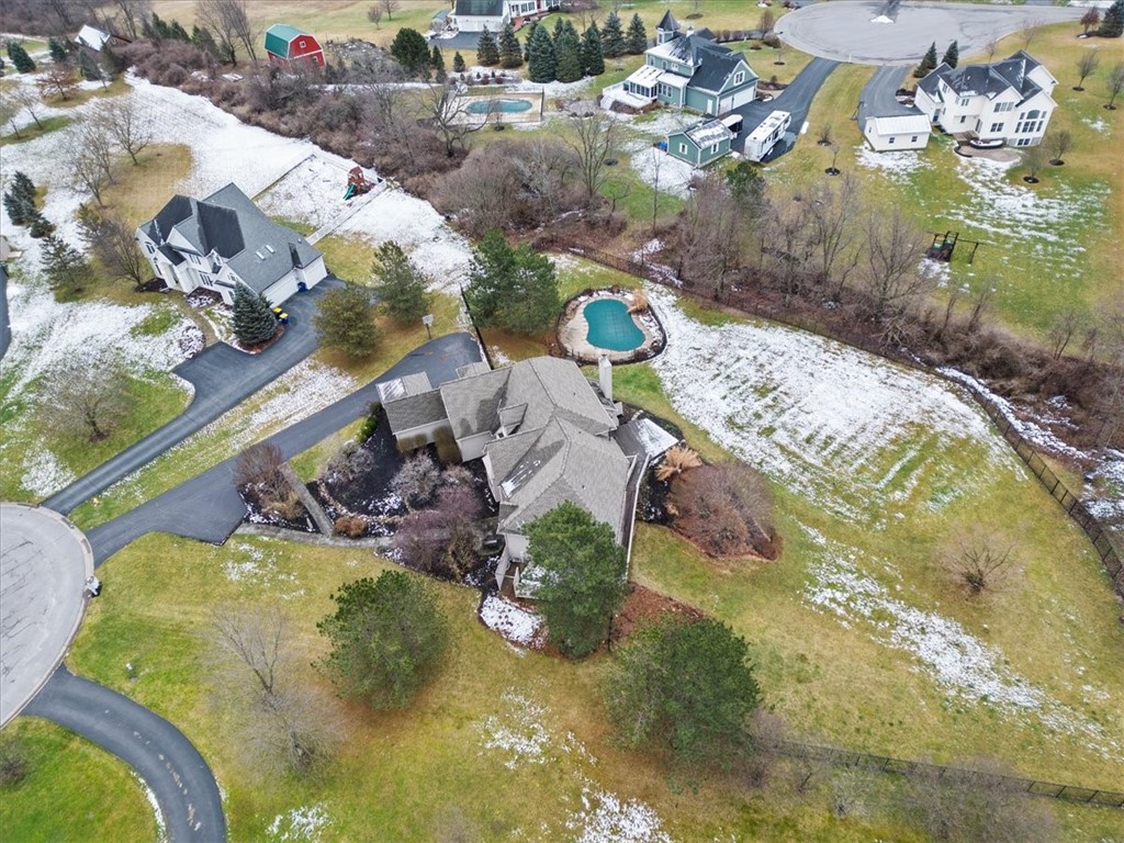 63 Hedgerow Circle Mendon, NY 14472 - Photo 4 of 45