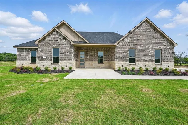 $467,000 | 1146 Grison Circle, Corsicana, TX 75109