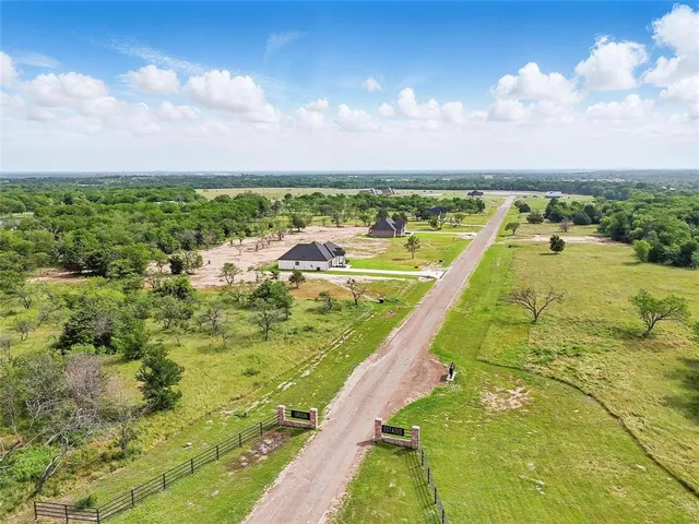 $467,000 | 1146 Grison Circle, Corsicana, TX 75109