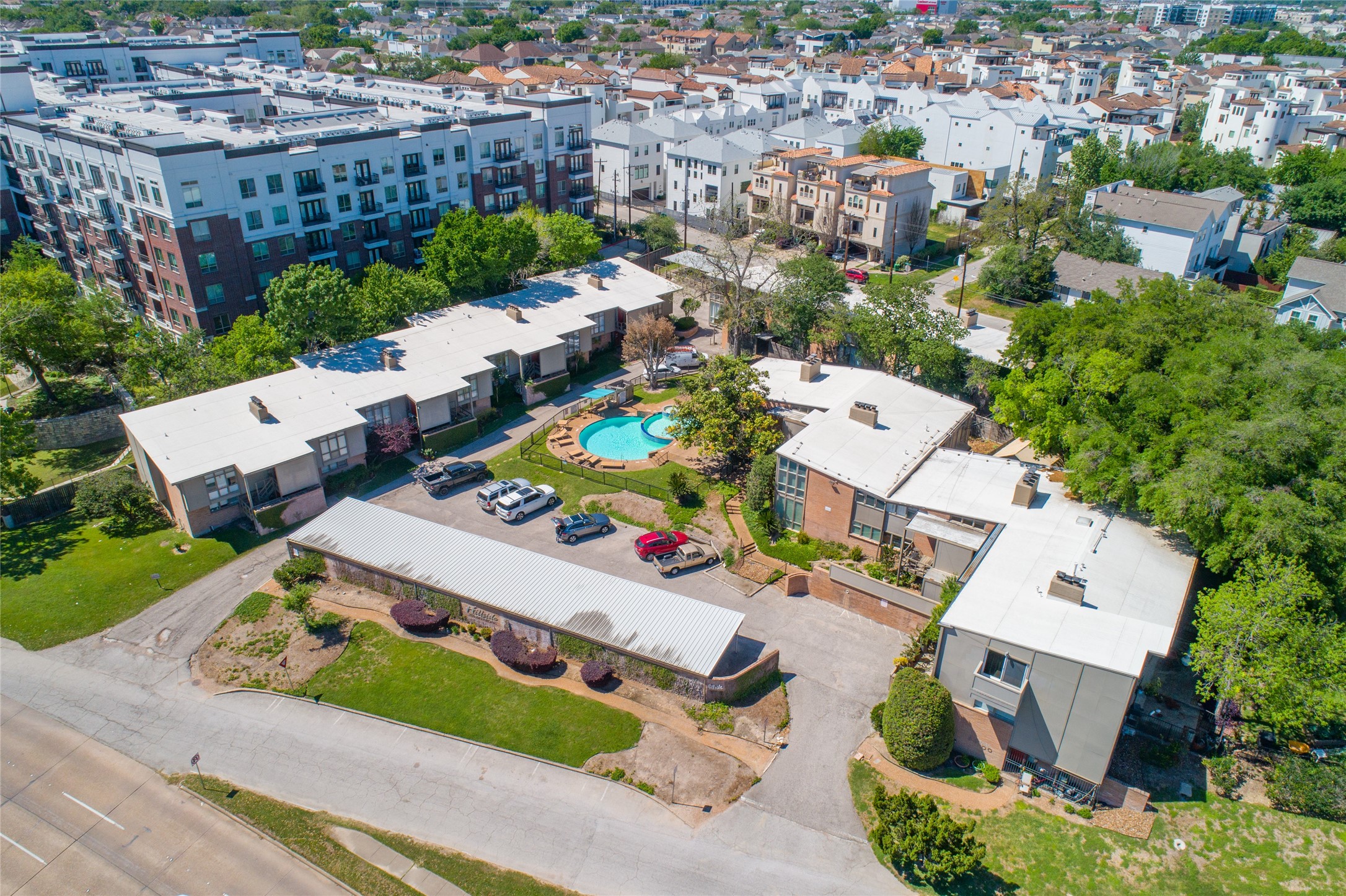 5222 Memorial Drive, Unit 5222 Houston, TX 77007 - Photo 28 of 32 an aerial view of a city