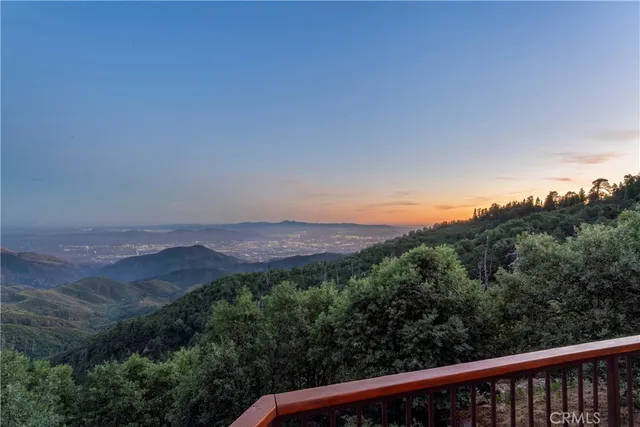 $1,125,000 | 28527 Willow Road, Lake Arrowhead, CA 92385