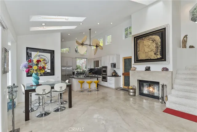 $1,125,000 | 28527 Willow Road, Lake Arrowhead, CA 92385