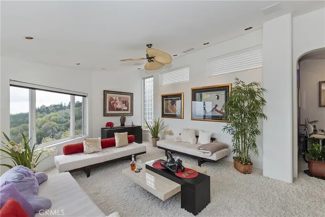 $1,125,000 | 28527 Willow Road, Lake Arrowhead, CA 92385