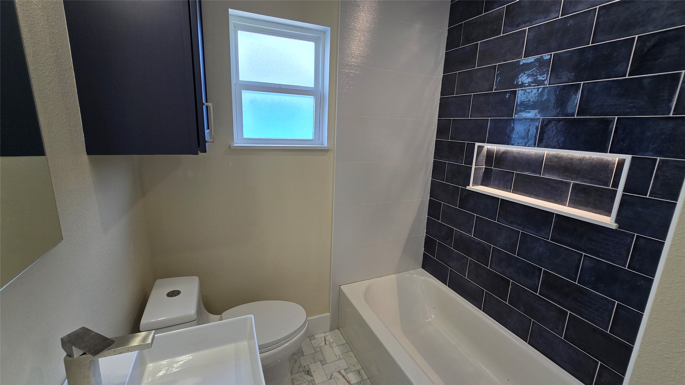 3733 Seabrook Street Houston, TX 77021 - Photo 6 of 9