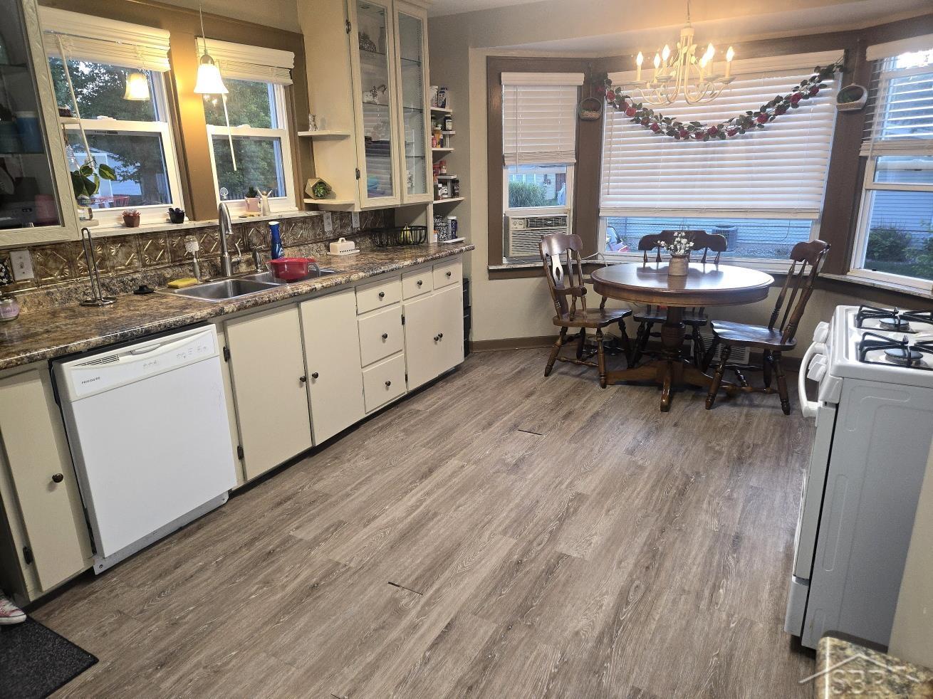 3715 Shattuck Road Saginaw, MI 48603 - Photo 11 of 17
