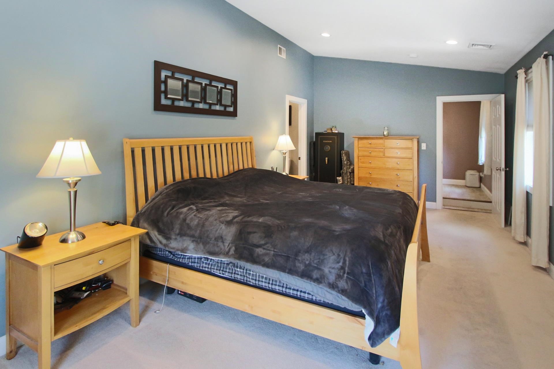 12 Stonehaven Road Nashua, NH 03062 - Photo 10 of 54 Gallery Image 10