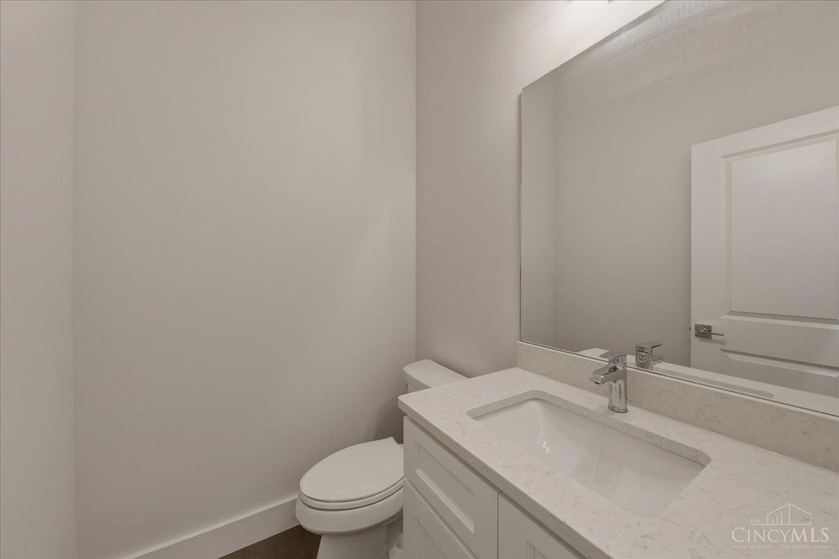 3912 Edwards Road Cincinnati, OH 45209 - Photo 33 of 70