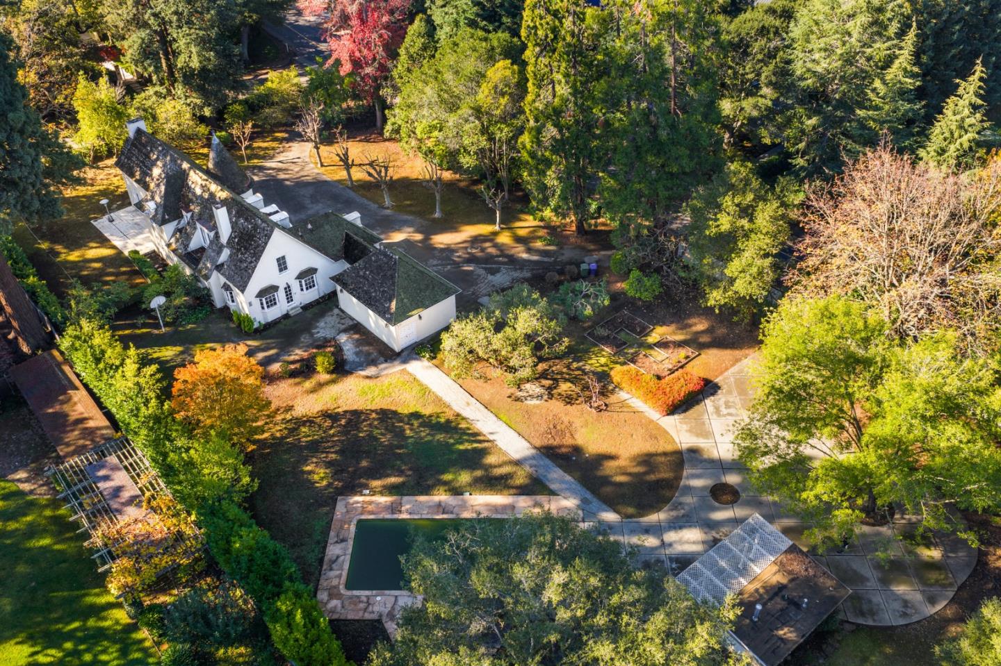 123 Stockbridge Avenue Atherton, CA 94027 - Photo 20 of 22 an aerial view of residential houses with outdoor space