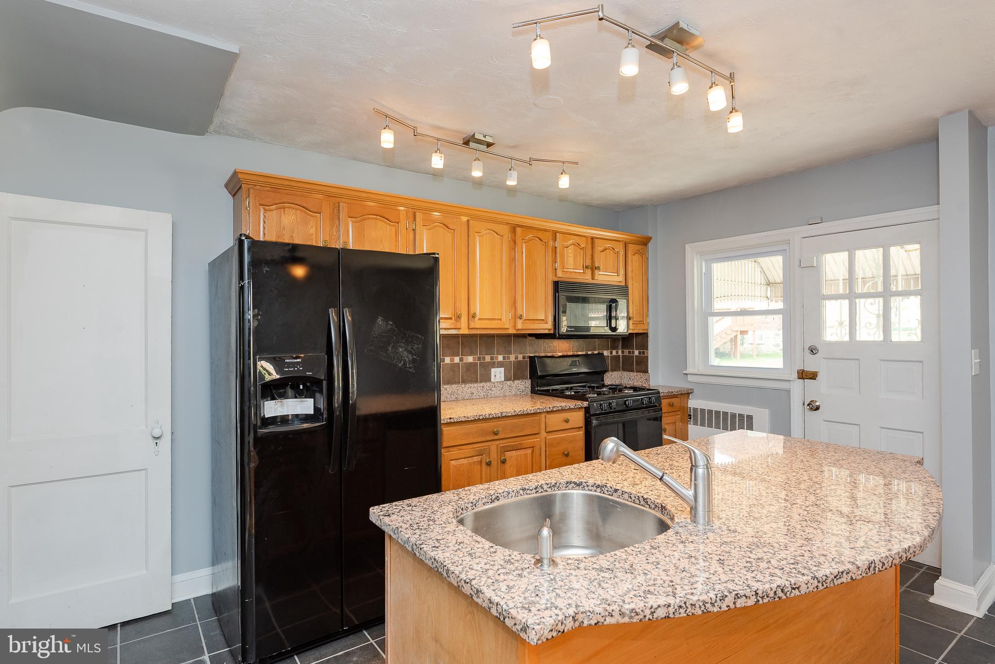 3816 Monterey Road Baltimore, MD 21218 - Photo 13 of 31 Kitchen