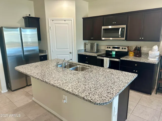 $2,000 | 24562 West Raymond Street, Buckeye, AZ 85326