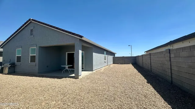 $2,000 | 24562 West Raymond Street, Buckeye, AZ 85326
