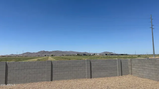 $2,000 | 24562 West Raymond Street, Buckeye, AZ 85326