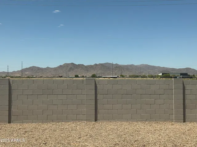 $2,000 | 24562 West Raymond Street, Buckeye, AZ 85326