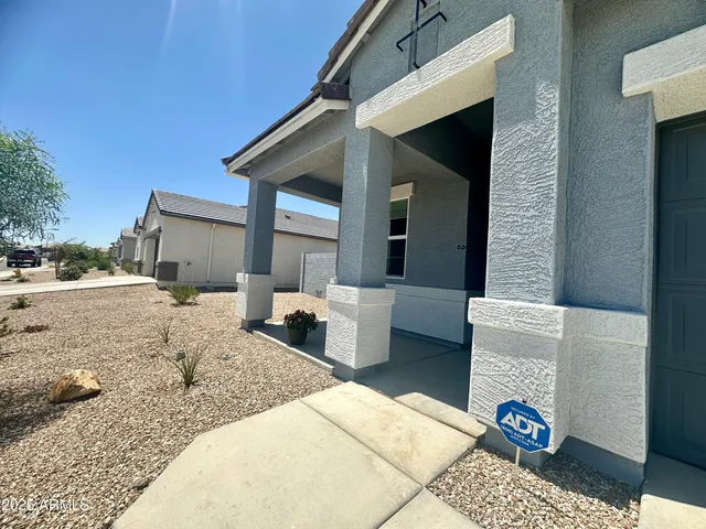 $2,000 | 24562 West Raymond Street, Buckeye, AZ 85326