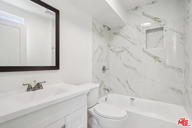 $978,800 | 1675 East 111th Street, Los Angeles, CA 90059