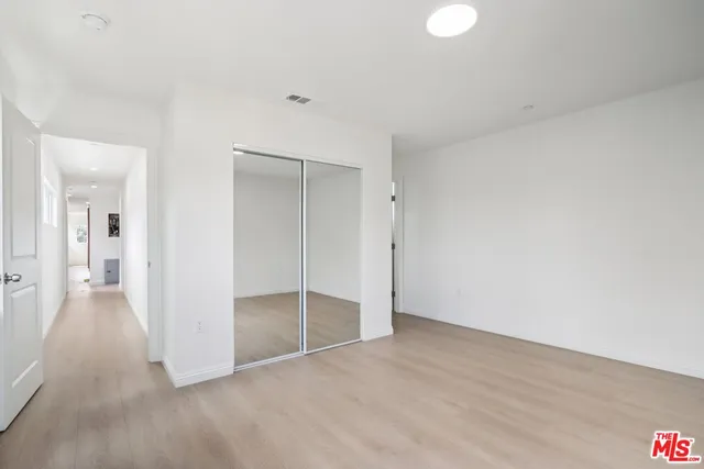 $978,800 | 1675 East 111th Street, Los Angeles, CA 90059
