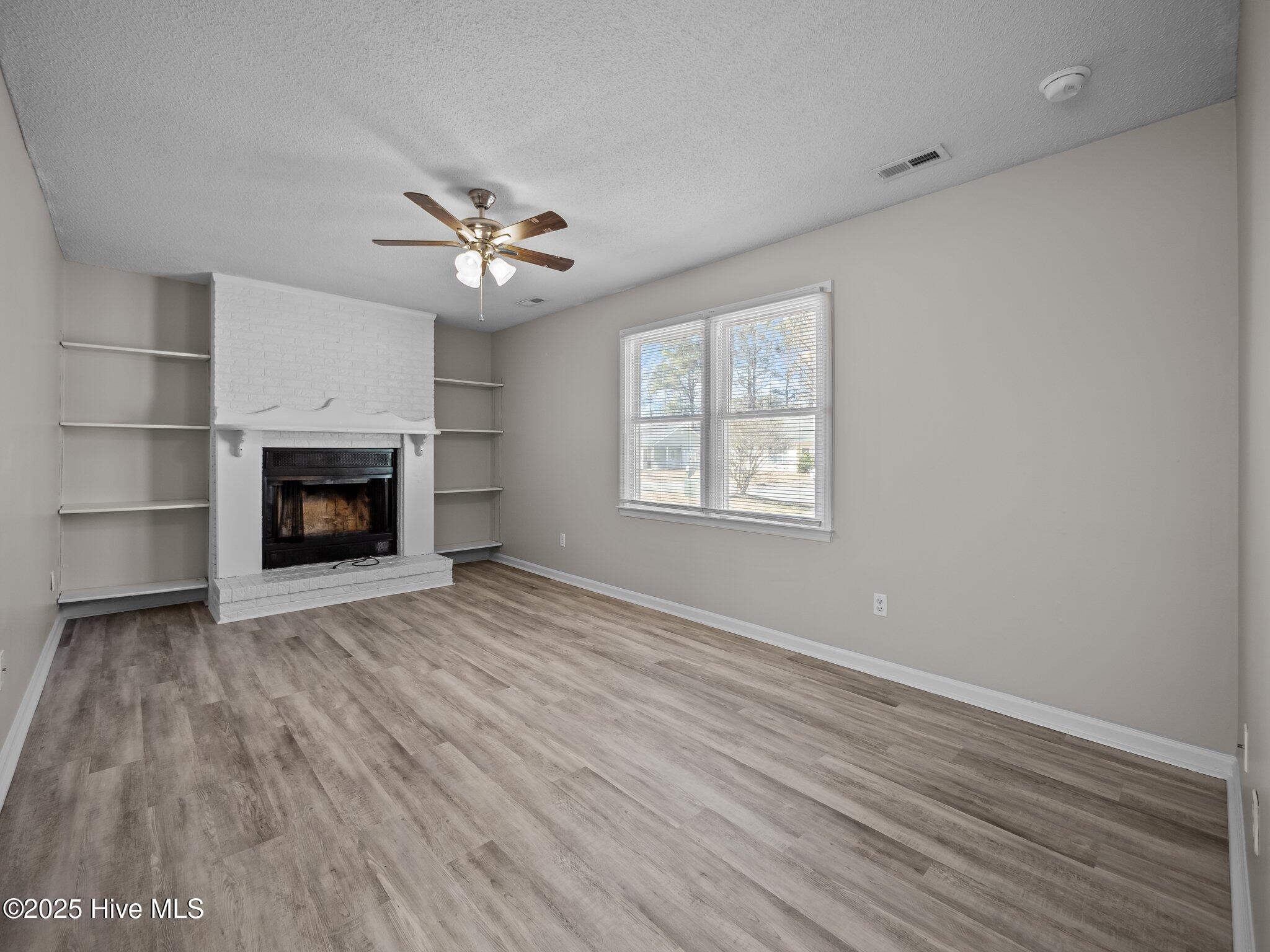 322 Quail Ridge Road Jacksonville, NC 28546 - Photo 8 of 51 30-web-or-mls-P1309338