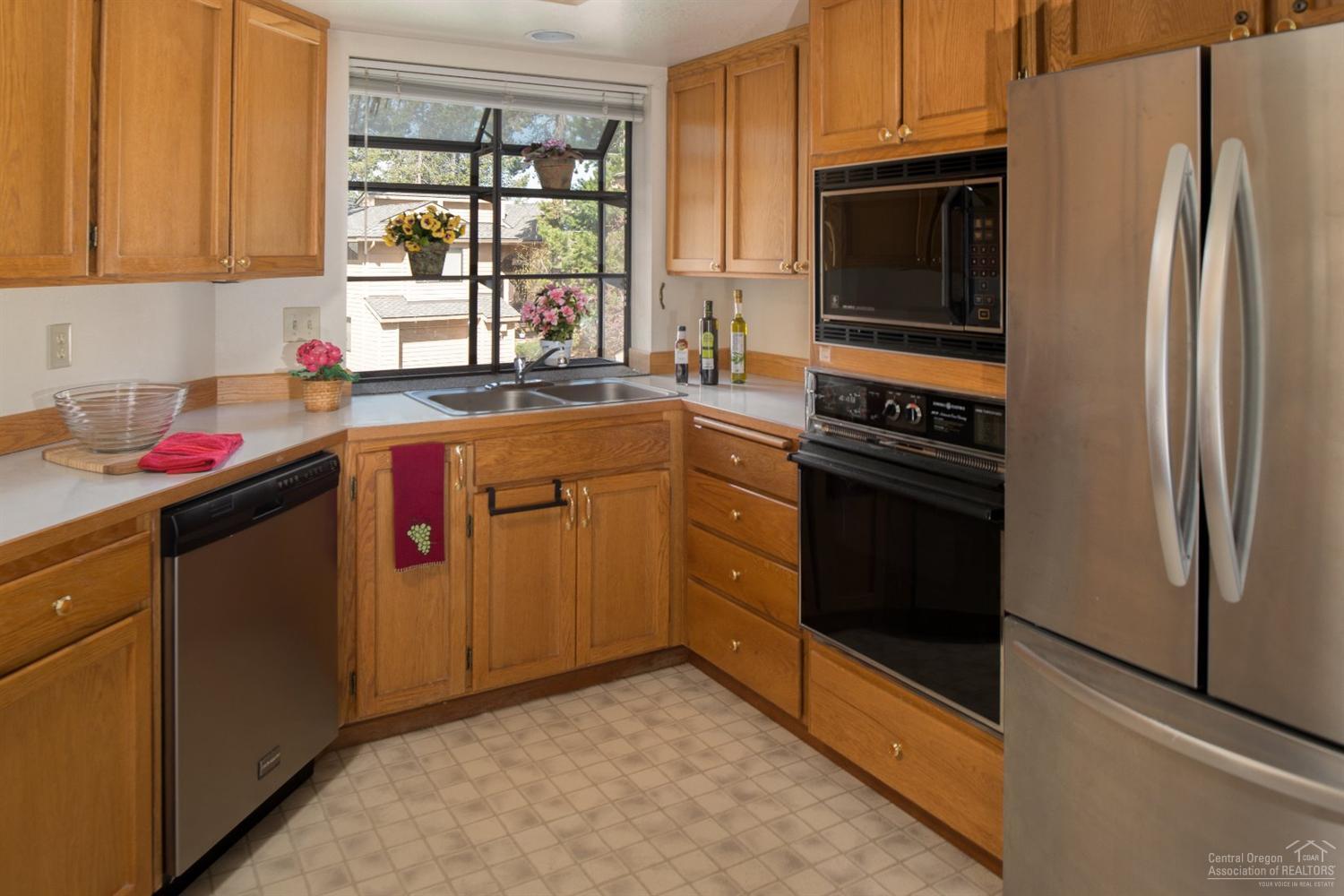 17826 West Core Road, Unit 34 Sunriver, OR 97707 - Photo 4 of 14 Additional Photo