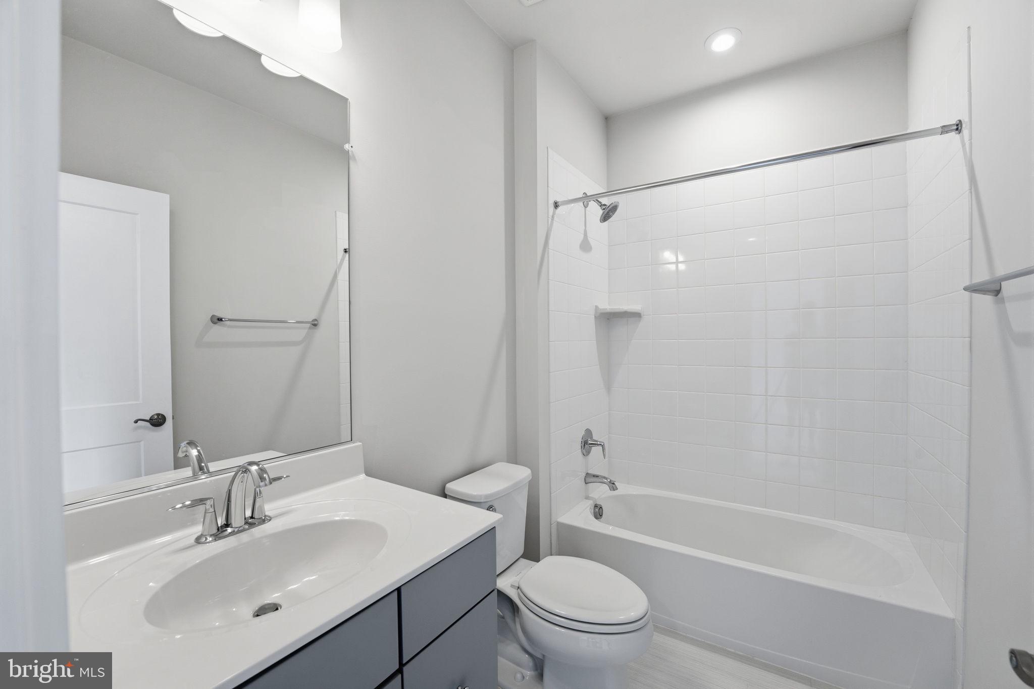 1650 Bandit Loop Reston, VA 20190 - Photo 23 of 37 Bedroom two full bathroom