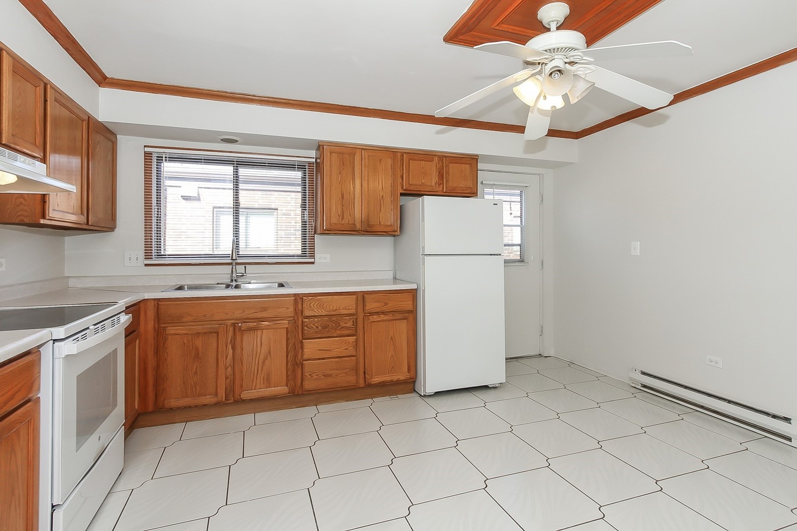 966 North Rohlwing Road, Unit 201A Addison, IL 60101 - Photo 7 of 24