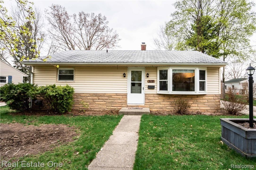 515 Byron Road Howell, MI 48843 - Photo 1 of 24 2_53.jpg