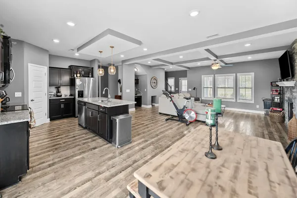 $2,200 | 1116 Eagle's View Drive, Clarksville, TN 37040