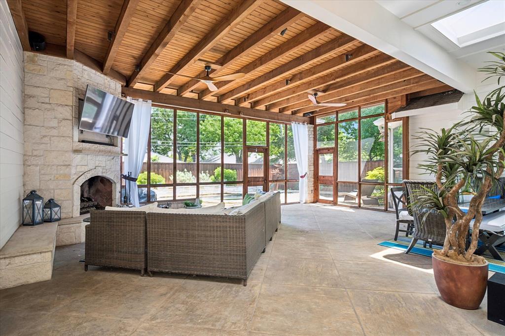 12034 Drujon Lane Dallas, TX 75244 - Photo 4 of 37