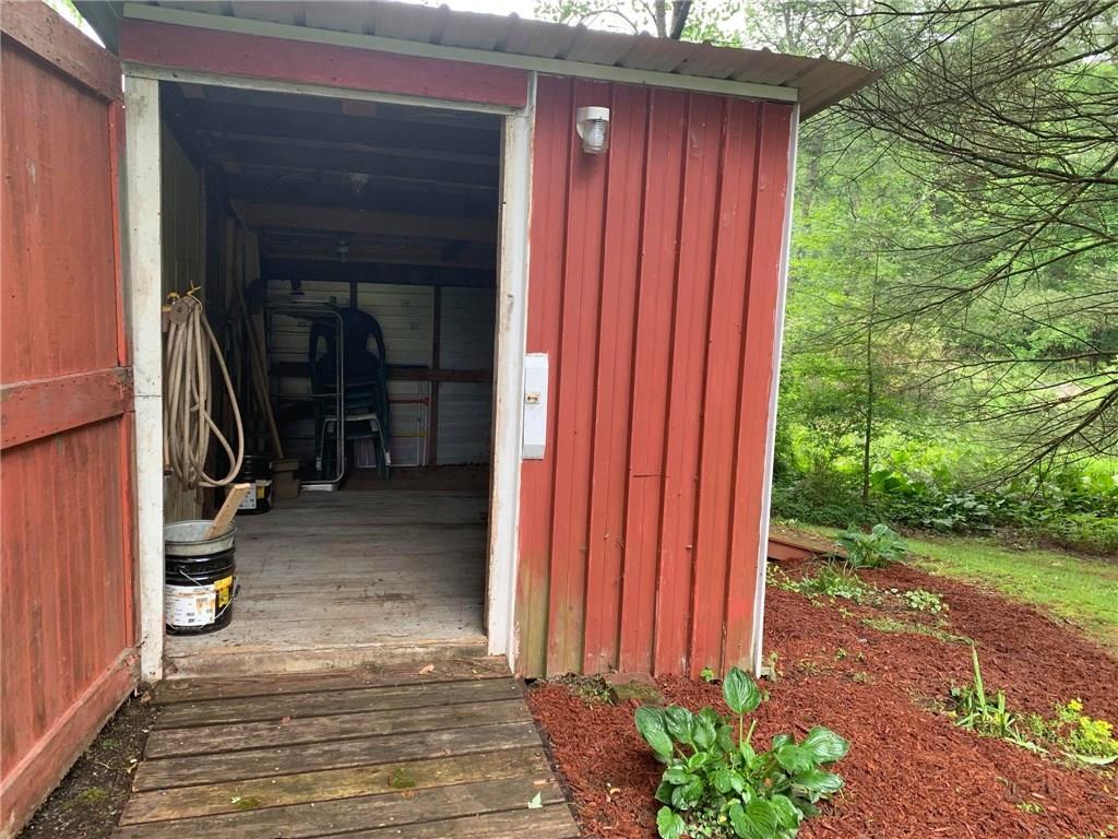 2580 Mays Road Brookville, PA 15825 - Photo 3 of 25 Gallery Image 3