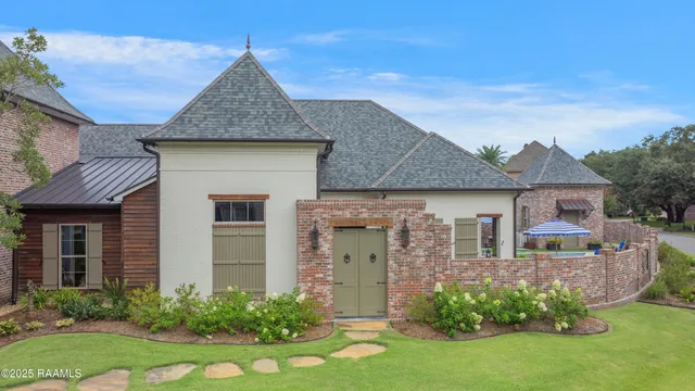 $1,388,000 | 301 Opus One Drive, Broussard, LA 70518
