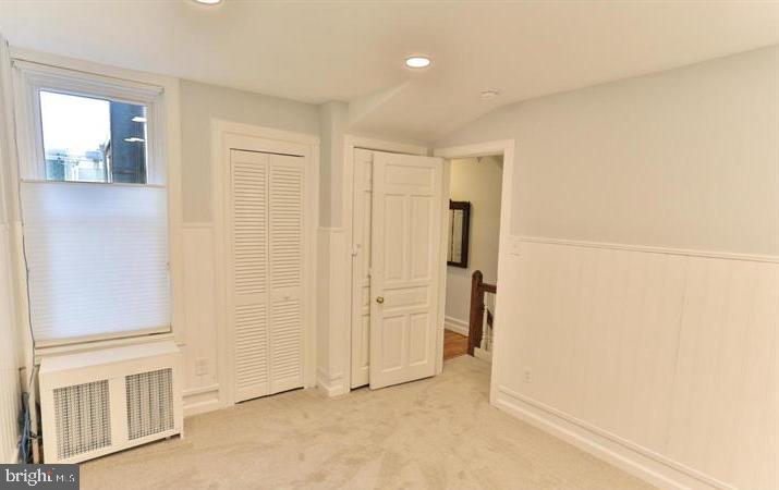 855 North 24th Street Philadelphia, PA 19130 - Photo 18 of 35 an empty room with windows