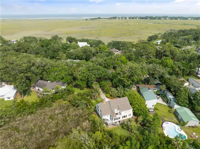 $999,900 | 207 Military Road, St. Simons Island, GA 31522