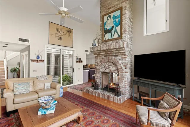 $999,900 | 207 Military Road, St. Simons Island, GA 31522