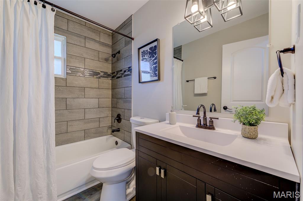 1013 Pine Street St. Charles, MO 63301 - Photo 11 of 18