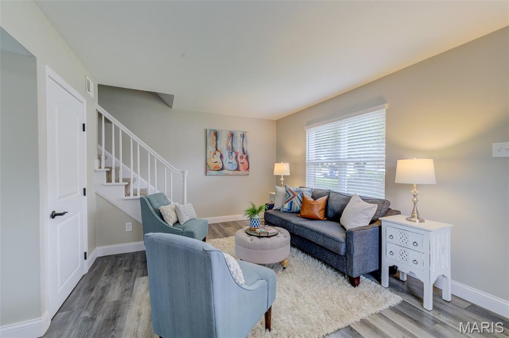 1013 Pine Street St. Charles, MO 63301 - Photo 3 of 18