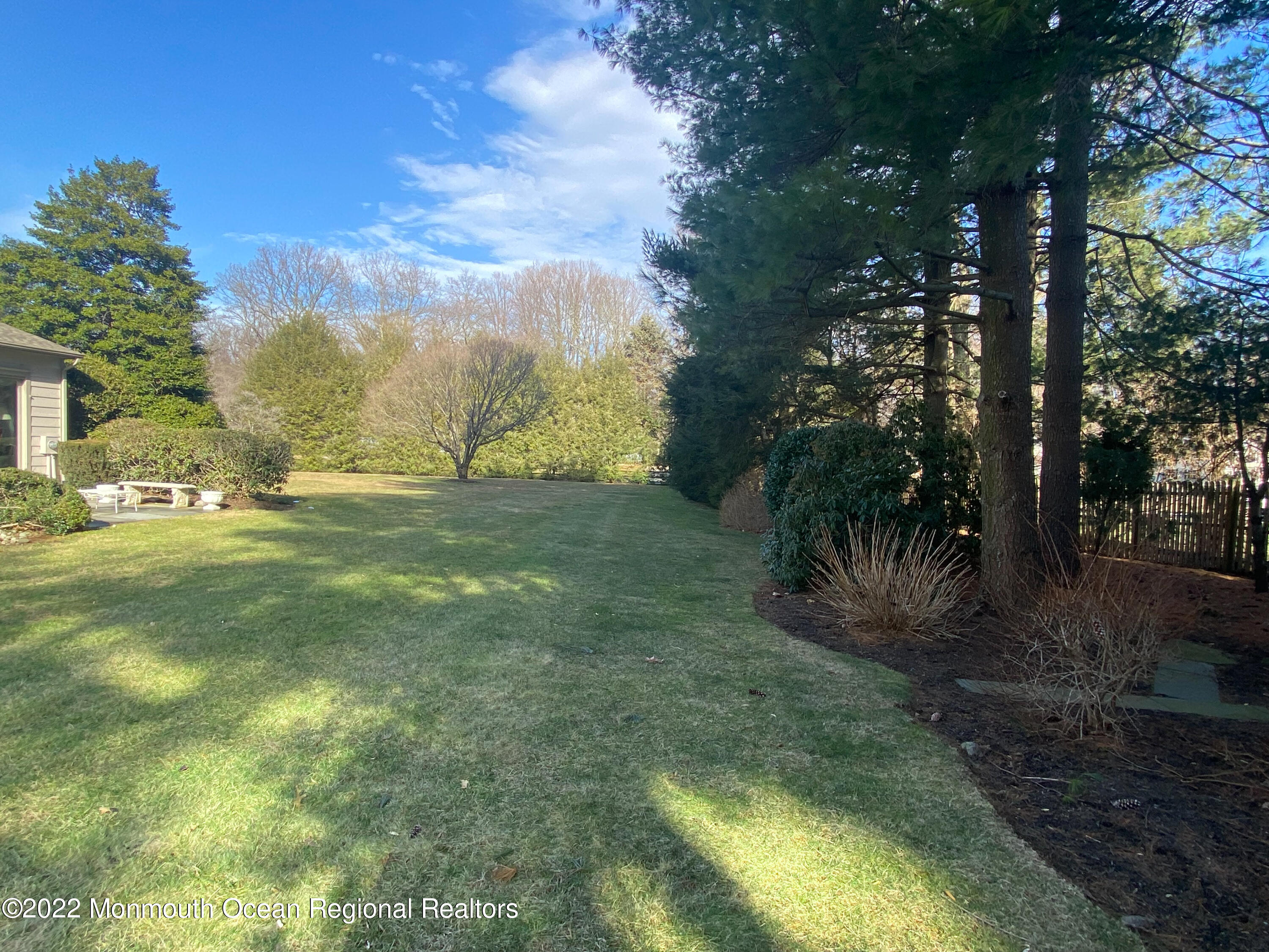 2 Woods End Road Rumson, NJ 07760 - Photo 31 of 35 a view of an trees with yard