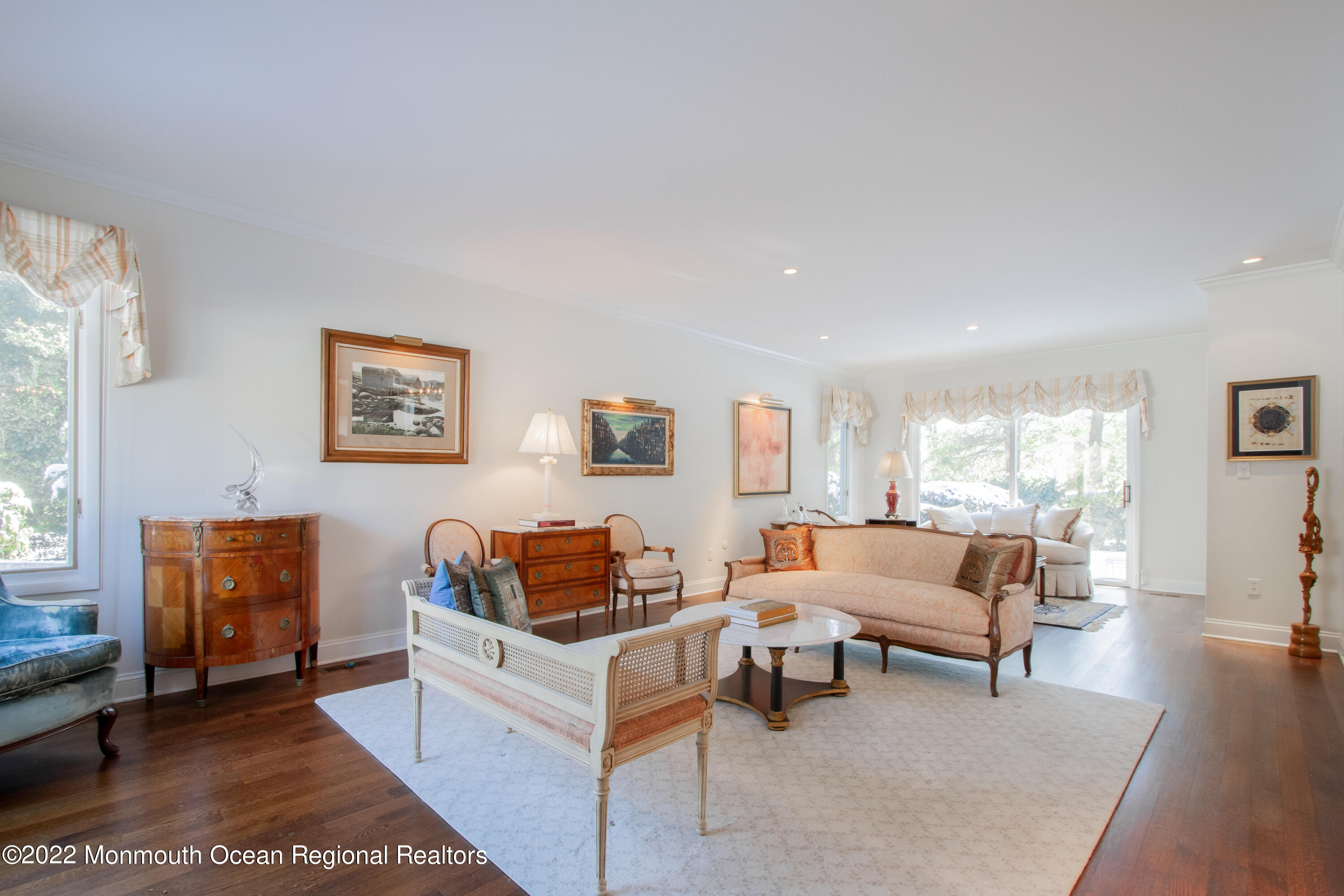 2 Woods End Road Rumson, NJ 07760 - Photo 4 of 35 a living room with furniture and a window