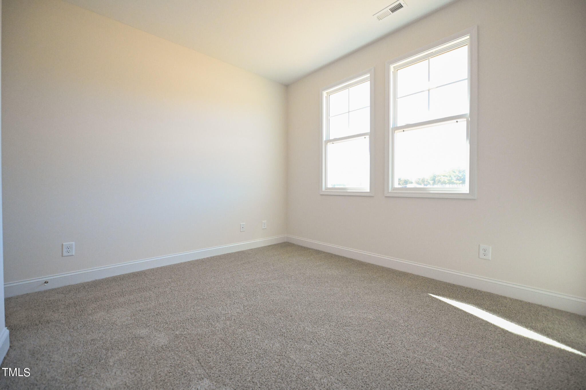147 Johnson Ridge Way Four Oaks, NC 27524 - Photo 25 of 28 025