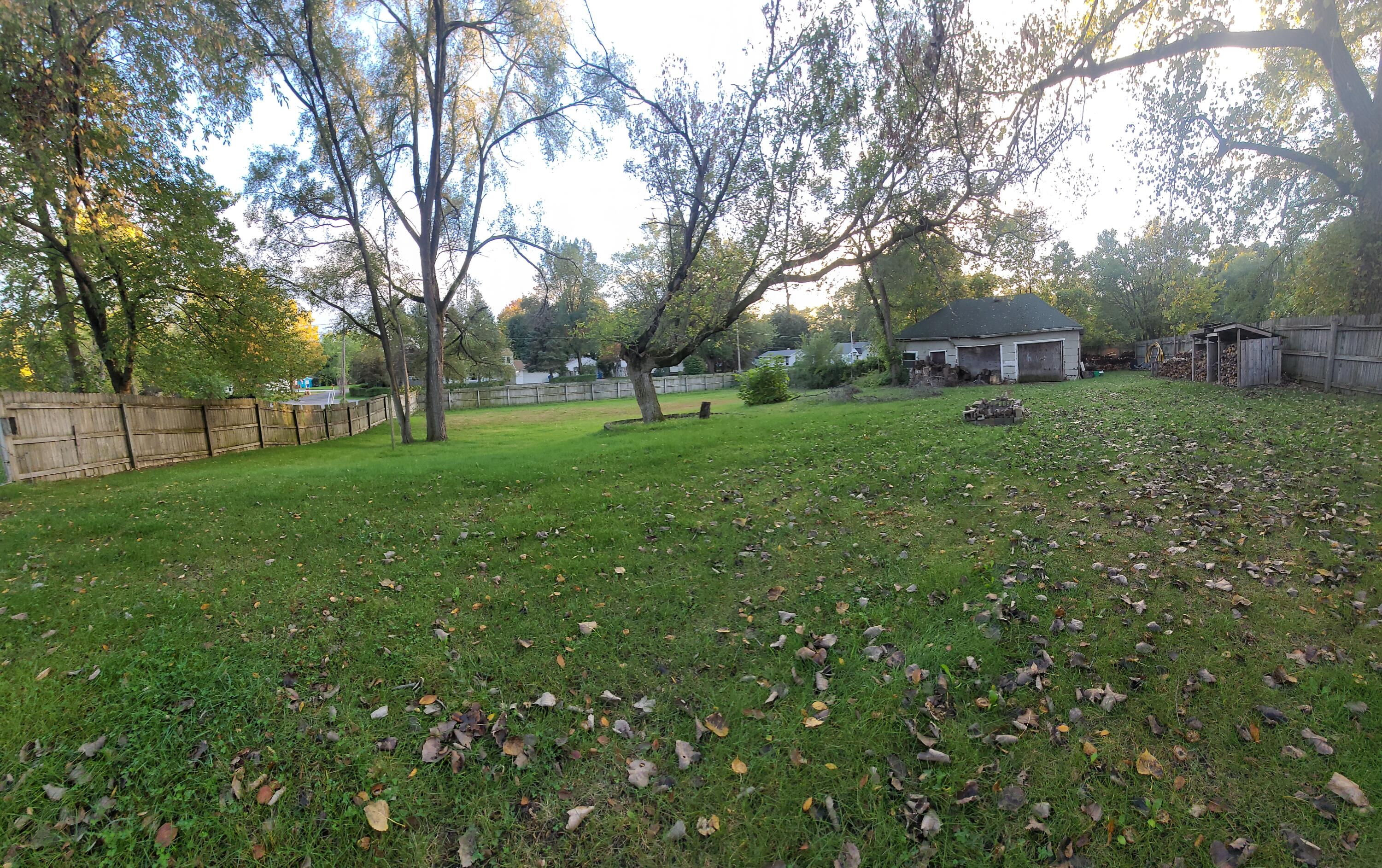 1308 Pipestone Road Benton Harbor, MI 49022 - Photo 13 of 15 fernced in yard