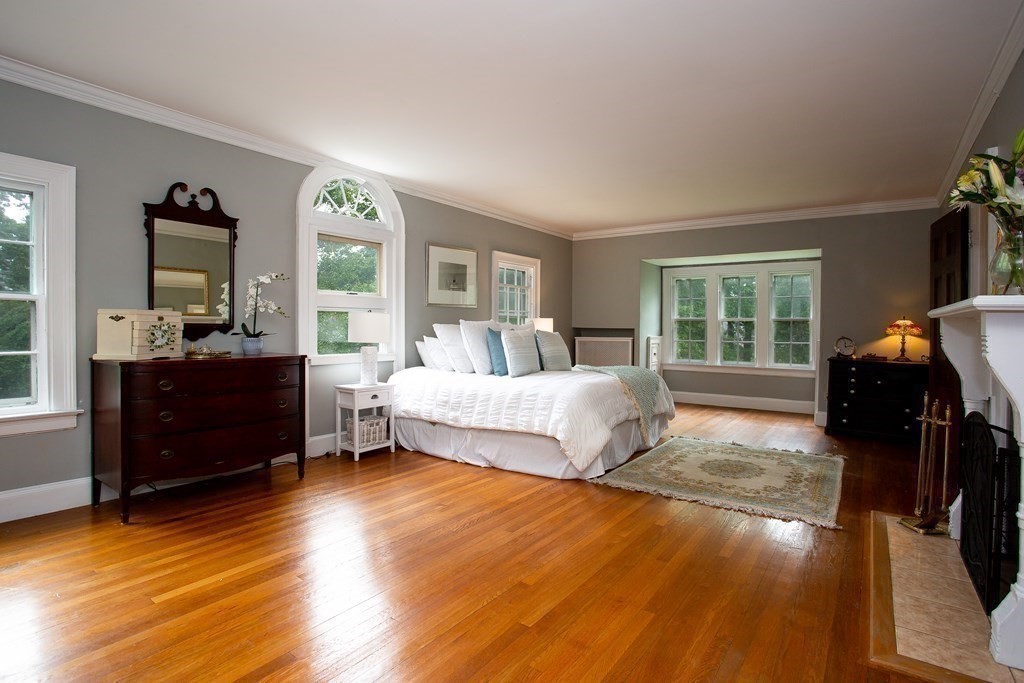 169 Crescent Road Longmeadow, MA 01106 - Photo 21 of 37 Gallery Image 21