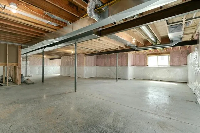 $475,180 | 9014 North Monroe Avenue, Kansas City, MO 64156