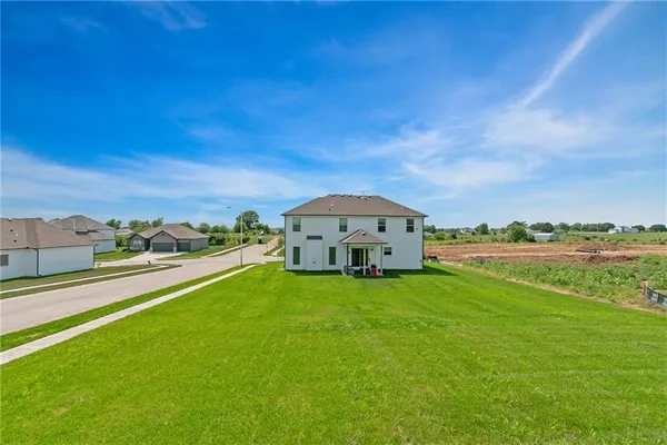 $475,180 | 9014 North Monroe Avenue, Kansas City, MO 64156