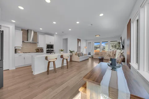 $440,000 | 6404 Mallord Brook Bend, Buda, TX 78610